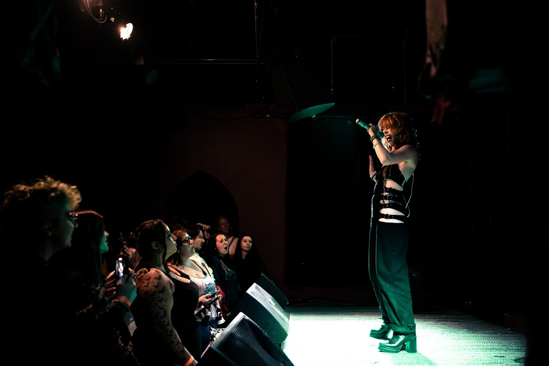 TE/MO Konzert in Cambridge, Massachusetts